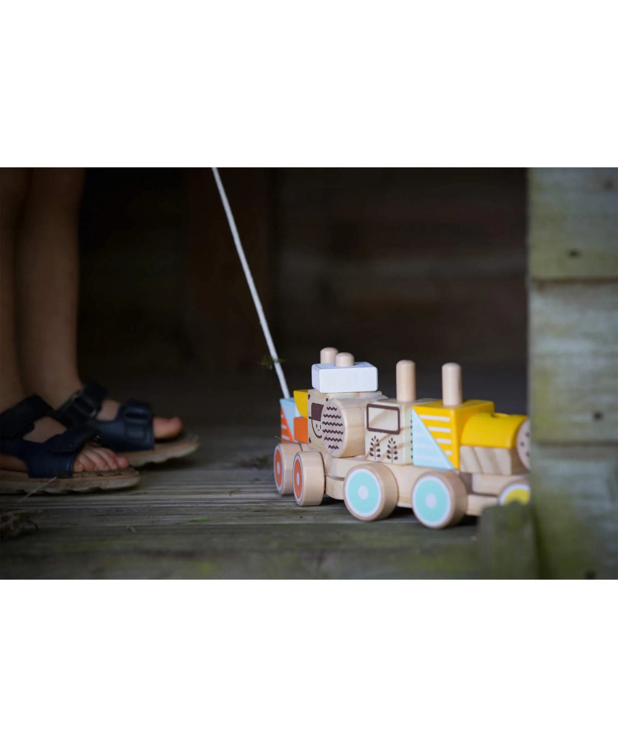 Classic World Pull Wooden Train Toy