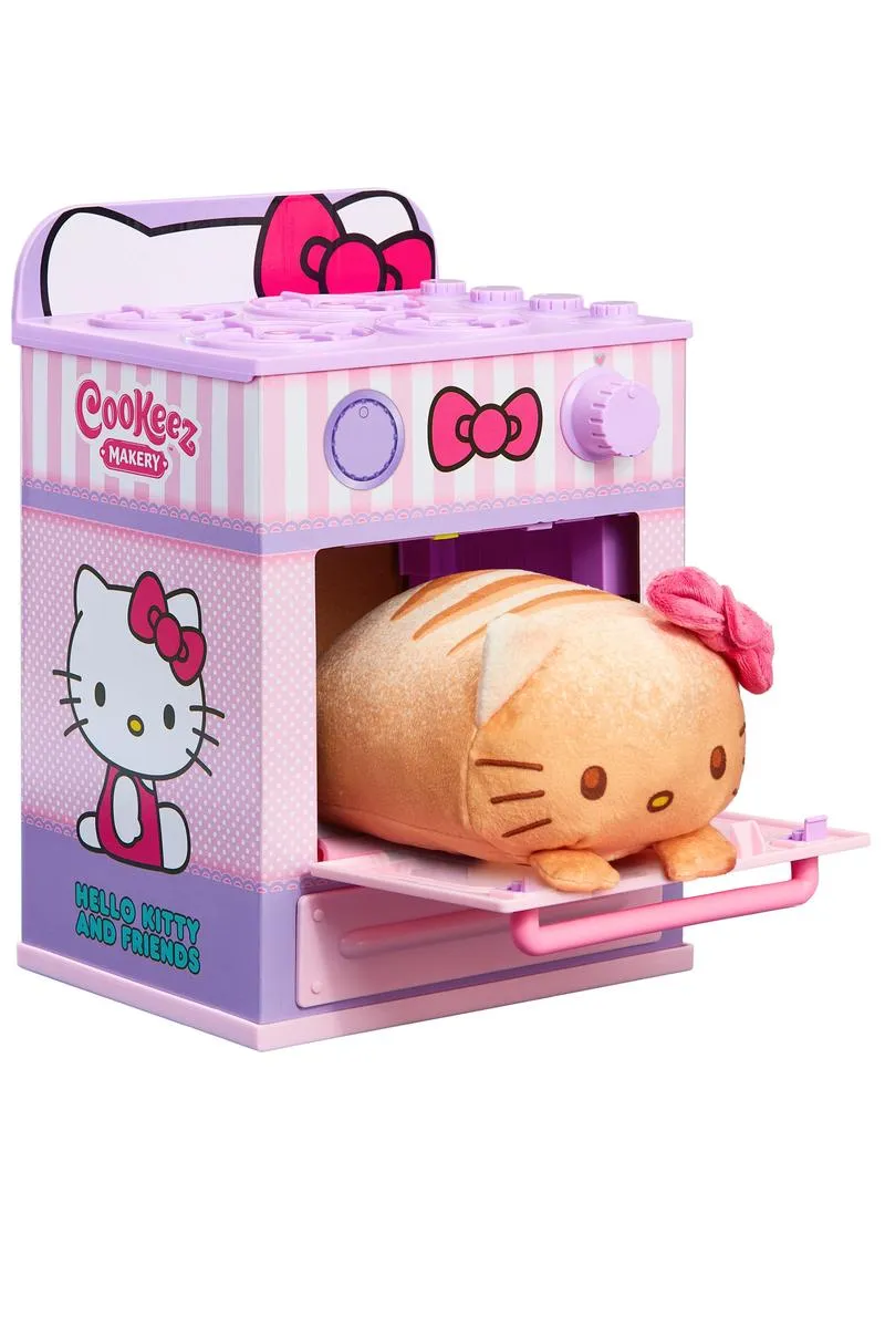 Cookeez Makery™ Hello Kitty® and Friends Interactive Oven Playset (Scented Plush)