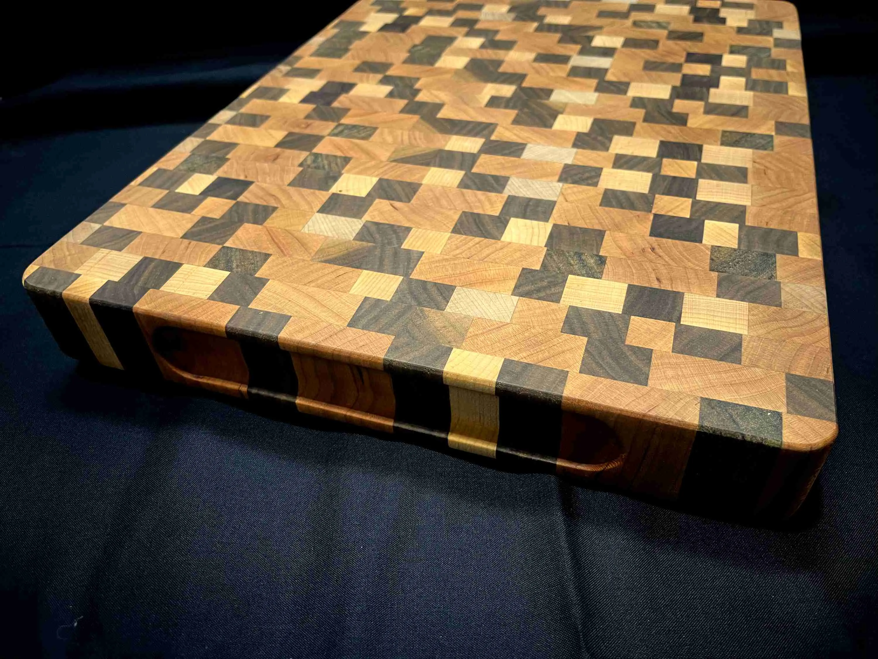 Jura Creek End-Grain Cutting Board/Butcher Block